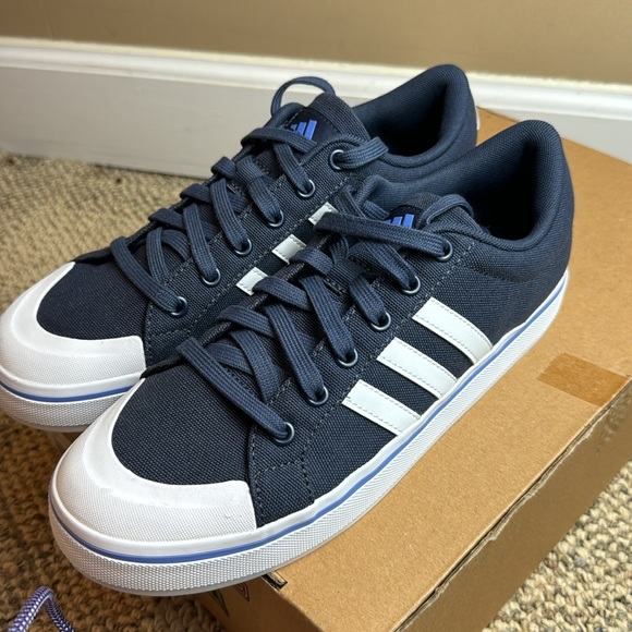 NWOT - adidas, Men's Bravada 2.0 Low Casual Sneakers from Finish Line, Size 8 - Picture 3 of 14